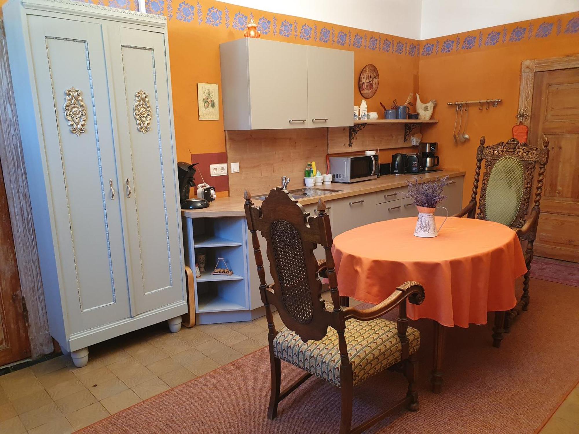 Gesindehaus Am Schloss Kummerower See Kummerow  Zewnętrze zdjęcie